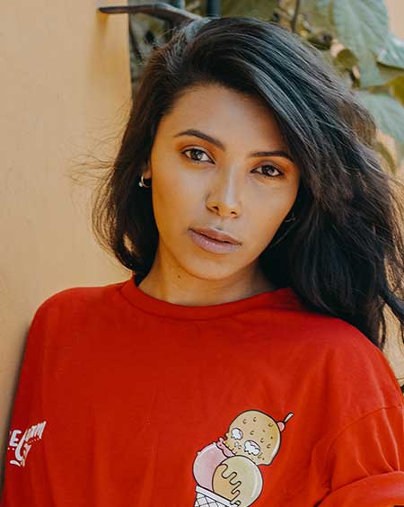 SHERY TRIANA